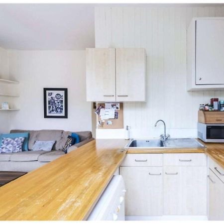 Kensington One Bed Apartment Suite Londra Esterno foto